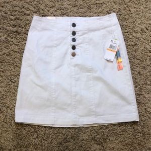 Denim skirt white size small from Tinseltown